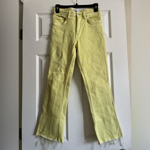 Neon yellow flare jeans - Picture 1 of 4